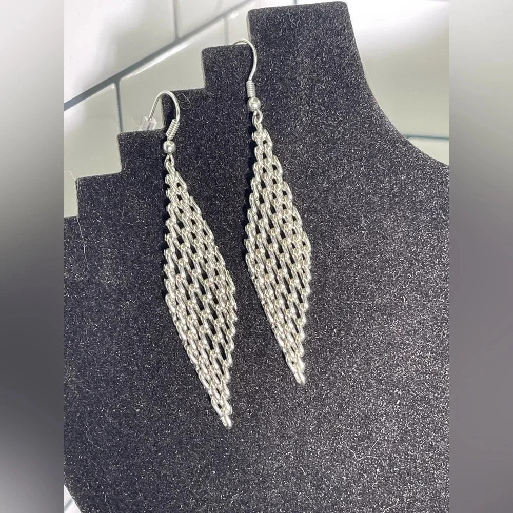 Silver Tone Chainmail Dangle Earrings